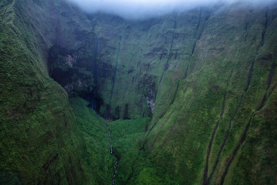 Lihue: Deluxe Waterfall Safari Helicopter Tour - Waimea Canyon from a bird’s-eye view