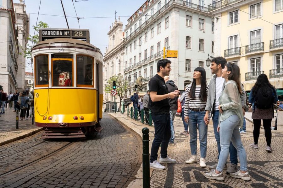 Lisbon: Helicopter Ride, Boat Trip, & Old Town Walking Tour - Belém and the helicopter flight