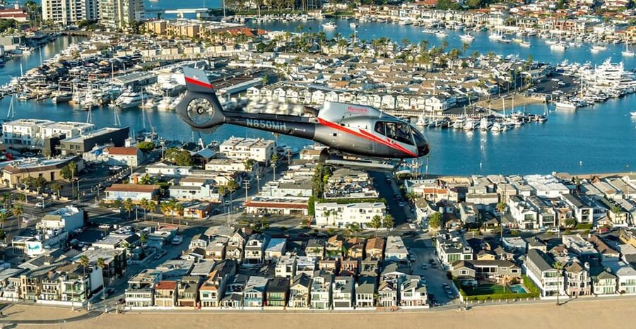 Long Beach: California Coastal 30-Minute Helicopter Tour - Corona del Mar, Crystal Cove, and Emerald Bay