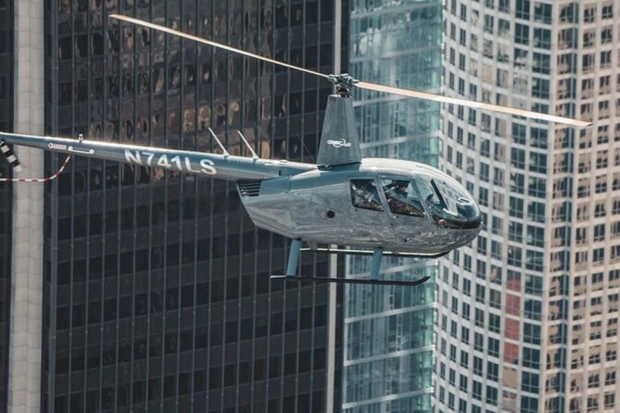 Los Angeles: 45-Minute Attractions Helicopter Tour - Starting with Beverly Hills and celebrity homes