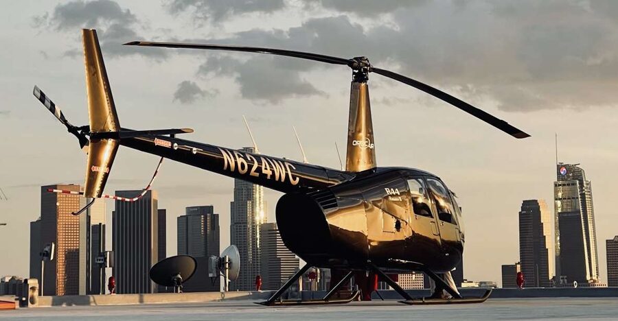 Los Angeles: Downtown Landing Helicopter Tour - What the small aircraft means for your day