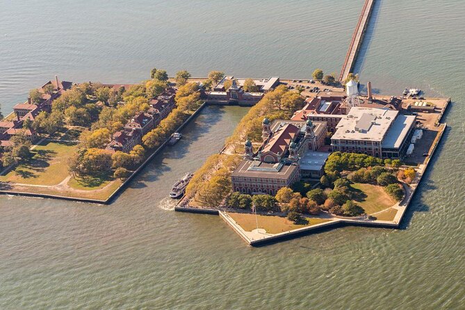Manhattan Helicopter Tour from Westchester (Shared) - Key points to know before booking