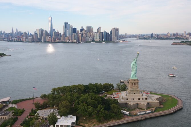 Manhattan Helicopter Tour from Westchester (Shared) - Weather, route changes, and cancellation rules