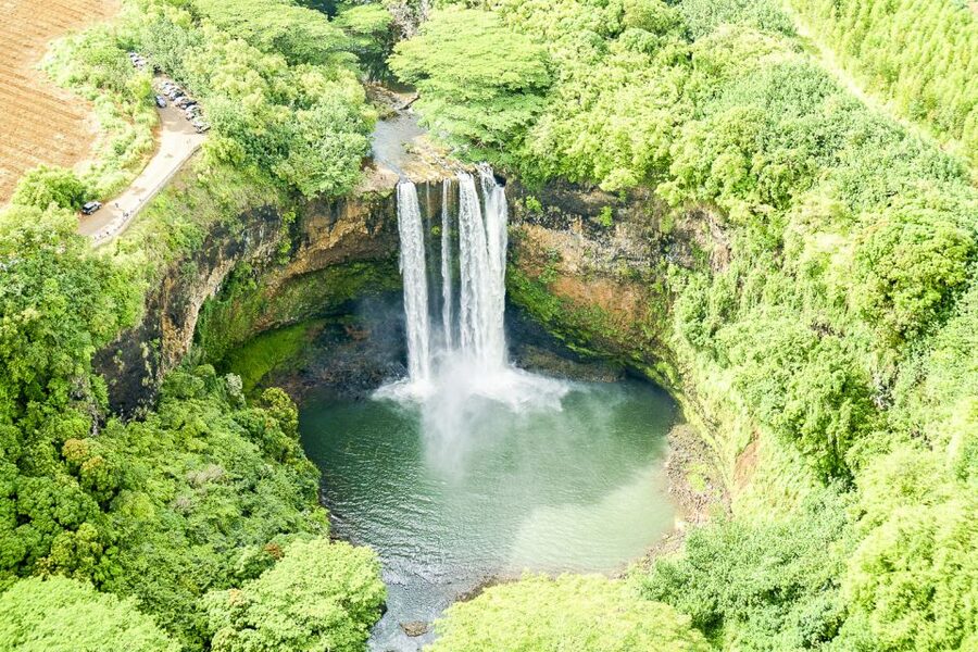 Maui: Road to Hana Helicopter & Waterfall Tour with Landing - Jaws, Jurassic Rock, and the Road to Hana