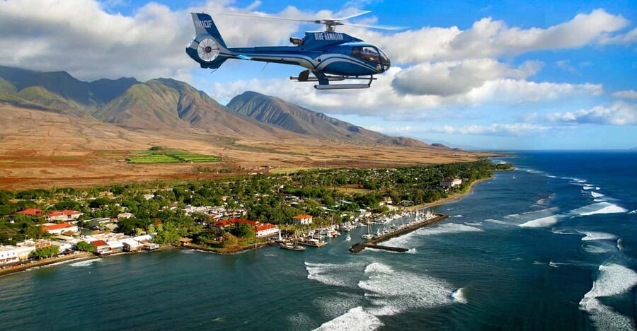 Maui: Waterfalls of West Maui and Molokai Helicopter Tour - What the narration and equipment add