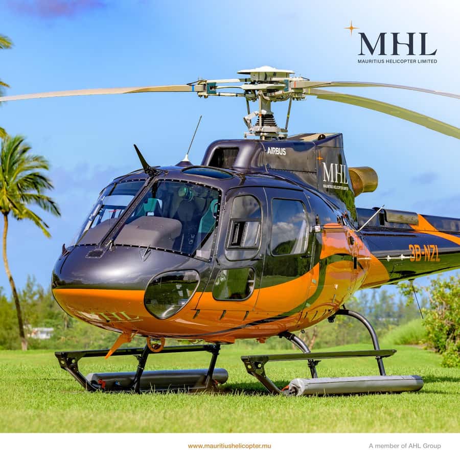 Mauritius: Underwater waterfall by Helicopter tour - Flic en Flac and the Black River coastline