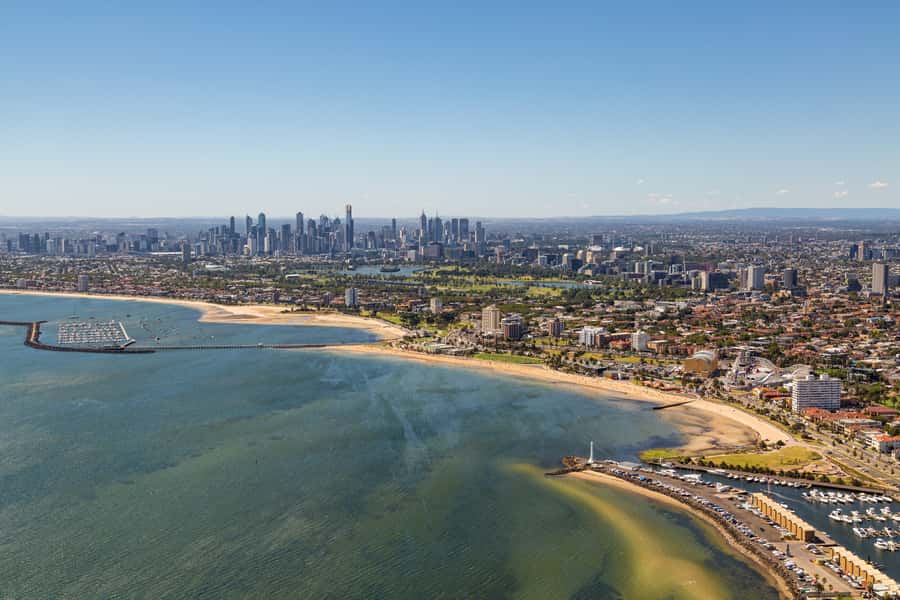Melbourne: City and Bayside Helicopter Tour - The city edge and Melbourne’s major landmarks