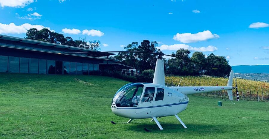Melbourne: Private Yarra Valley Winery Lunch by Helicopter - Why fly to the Yarra Valley for lunch?