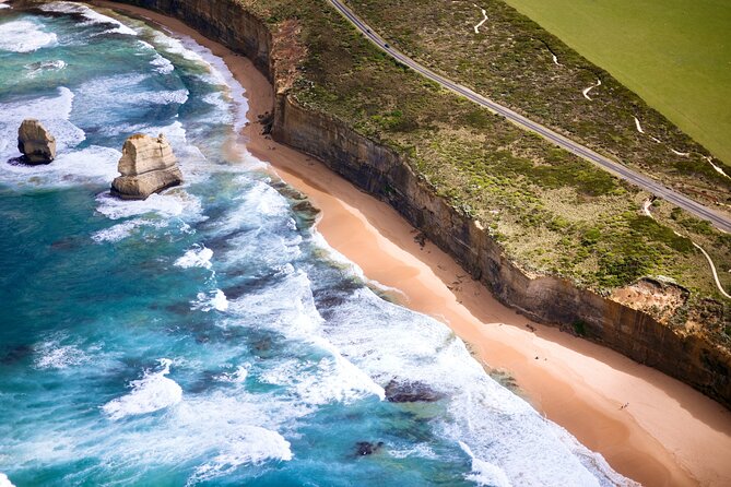 Melbourne to 12 Apostles VIP Helicopter Tour (1 hour Flight) - The coastal sights on the return flight