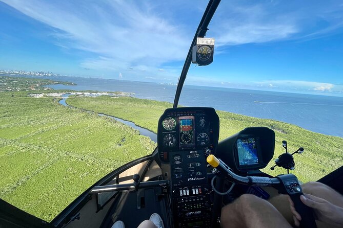 Miami Helicopter Tour: Best Sightseeing Adventure in Miami - Tahiti Beach and the wider bay