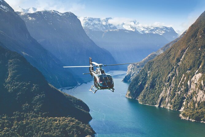 Milford and Fiordland Highlights Tour by Helicopter from Queenstown - What to bring and how to prepare