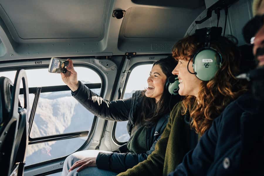 Milford Sound: 1.5-Hour Helicopter Tour with Two Landings - A close look at the timing
