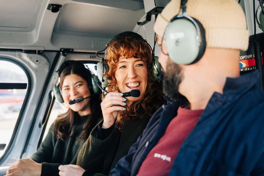 Milford Sound: 1.5-Hour Helicopter Tour with Two Landings - What the pilot adds to the experience
