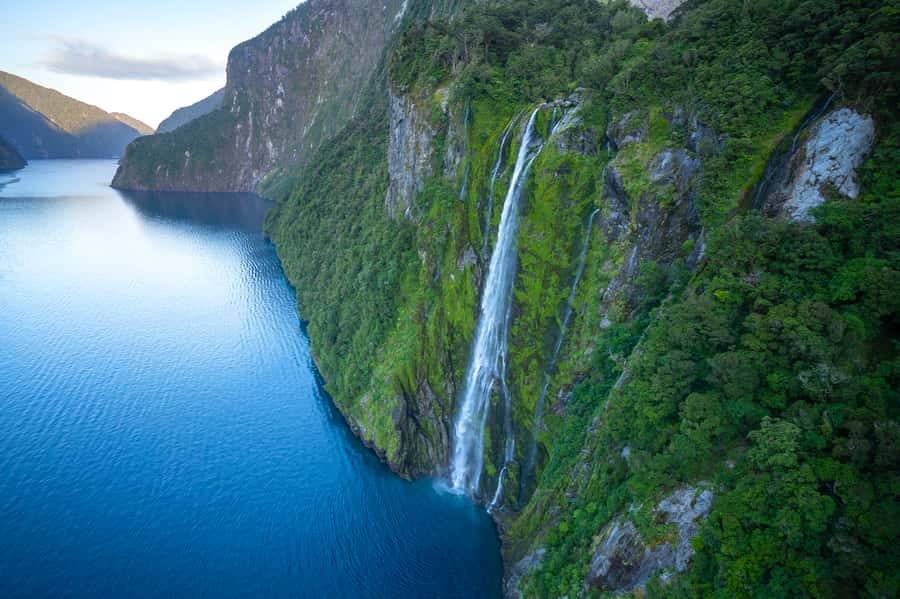 Milford Sound: Helicopter Flight with Glacier Landing - Who should book this flight?