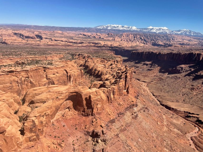 Moab: Canyon Country Sunset Helicopter Tour - Starting at Canyonlands Field Airport