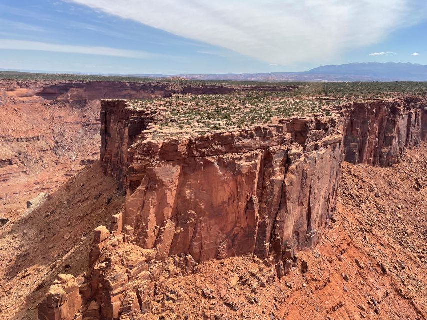 Moab: Grand Helicopter Tour - Starting at Canyonlands Field Airport
