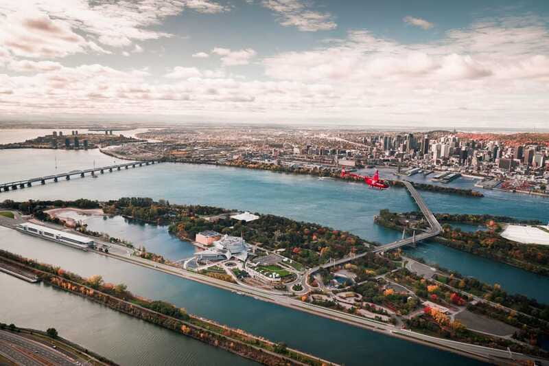 Montreal: Formula 1 Experience Helicopter Flight - Live commentary and the compact aircraft setting