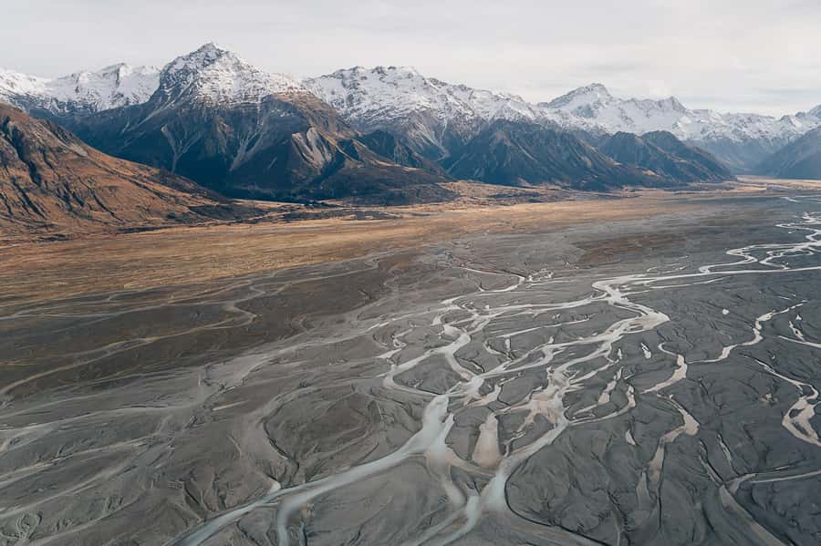 Mount Cook: 25-Minute Alpine Vista Helicopter Flight - Stepping onto the alpine landing site