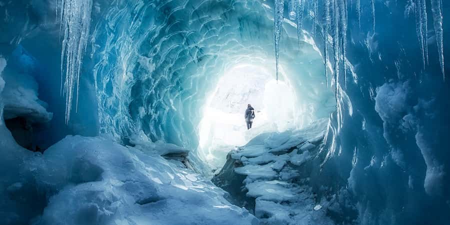 Mount Cook: 3-Hour Tasman Glacier Helicopter Ride and Hike - Getting ready for two hours on the ice