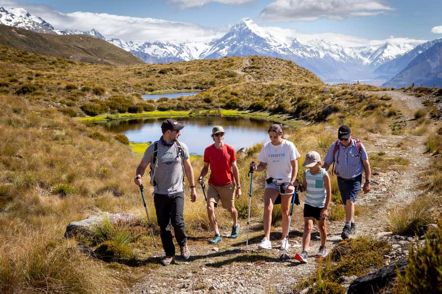 Mount Cook: Glentanner High Country Heli Hike - Who should book this experience?