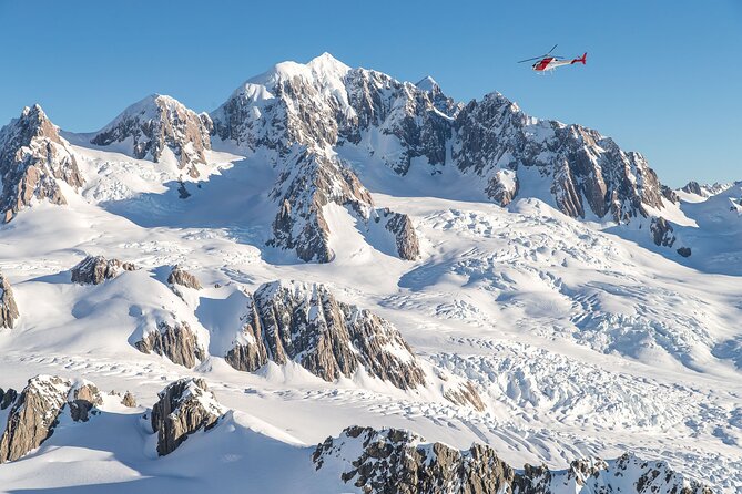 Mount Cook Scenic 35 Minute Helicopter Flight - Flying over Aoraki / Mount Cook National Park