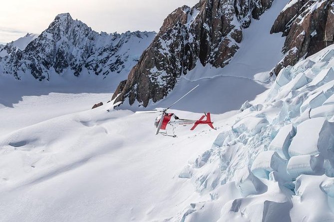 Mount Cook Spectacular Helicopter Flight from Fox Glacier - Why this flight is special from the first lift-off