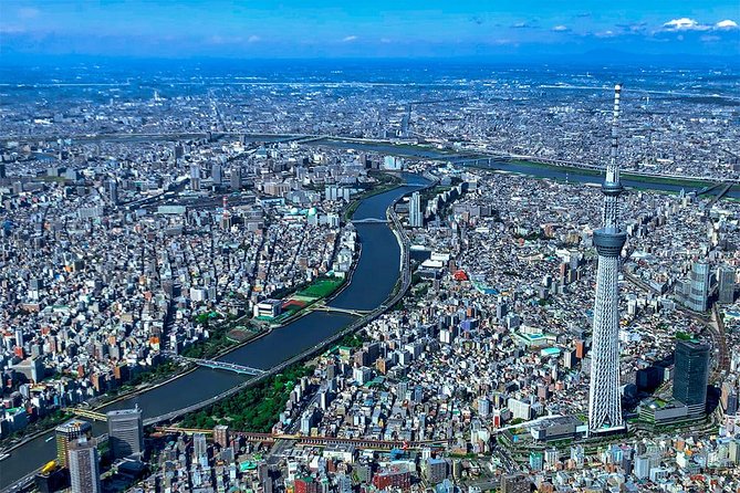 Mt. Fuji & Tokyo Helicopter Tour【90 mins】 : Close to Mt.Fuji! - Yokohama Landmark Tower and the southern view