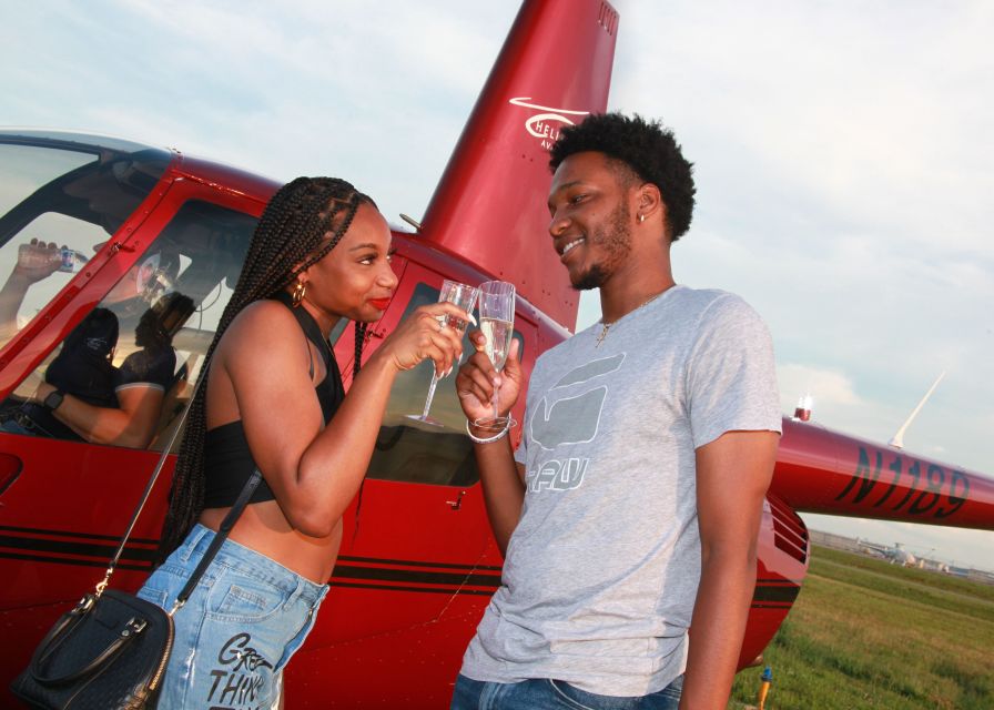 Nashville: Downtown Helicopter Tour - Stadiums, parks, and music landmarks