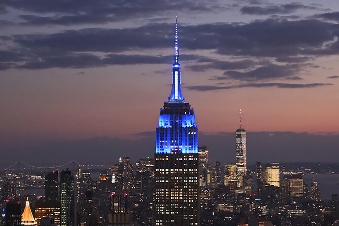New York City Night Lights Helicopter Tour from New Jersey - Finding the Best Seat Inside the Helicopter