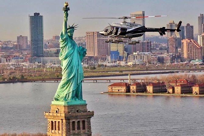 New York Manhattan Scenic Helicopter Tour - Central Park, Times Square, and Madison Square Garden