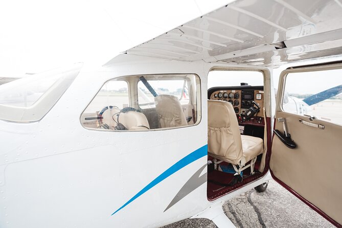 Niagara Falls Breathtaking Aerial Tour on Plane with iflyTOTO - Price: good value, but not a final price