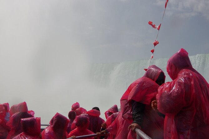 Niagara Falls Canada: Helicopter + Boat + Lunch & more US Pick-up - Who will enjoy this tour most?