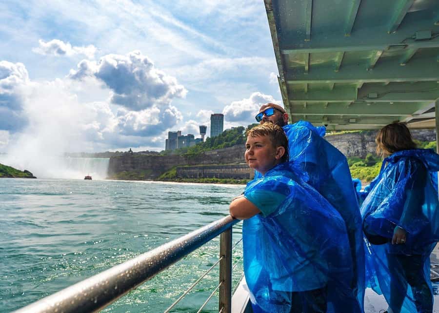 Niagara Falls USA: Boat Tour & Helicopter Ride with Transfer - What the $299 price really covers