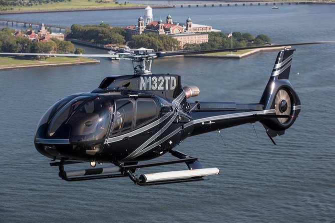 NY Helicopter Tour: Ultimate NYC Sightseeing (Heliport fees Incl) - What this New York helicopter tour really gives you