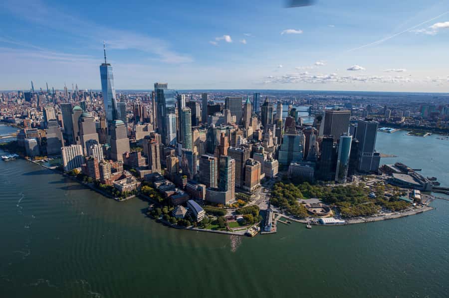 NYC: Manhattan Sightseeing Helicopter Tour - The helicopter cabin and the small-group setting