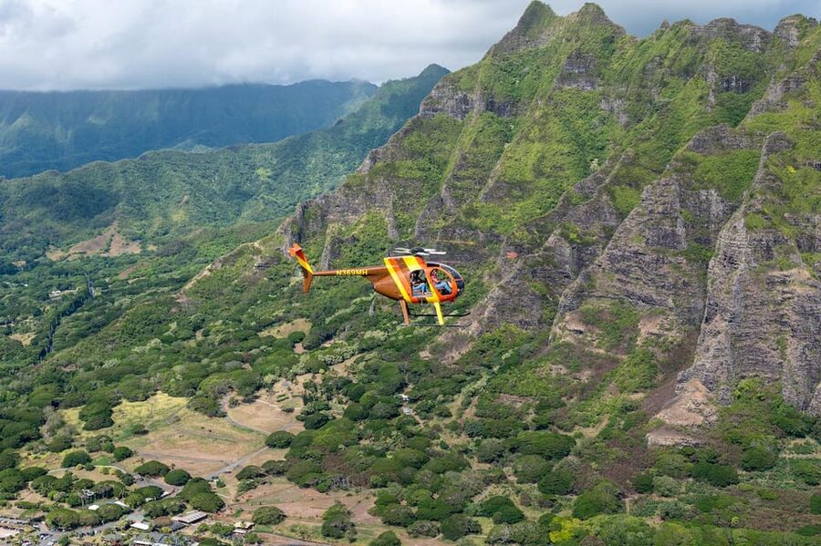 Oahu: Magnum P.I. Doors-Off Helicopter Tour - The video package and what to bring