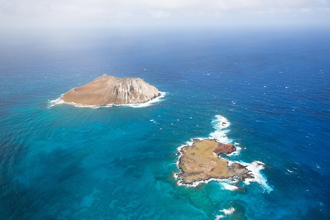 Oahu: Magnum PI Hughes 500 4-Passenger Doors-Off Helicopters - Chinaman’s Hat and Kaaawa Valley