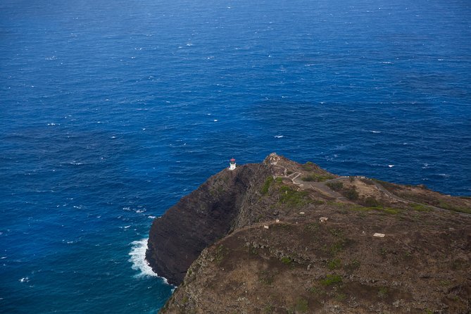Oahu: Magnum PI Hughes 500 4-Passenger Doors-Off Helicopters - Seating, weight rules, and who gets the best view
