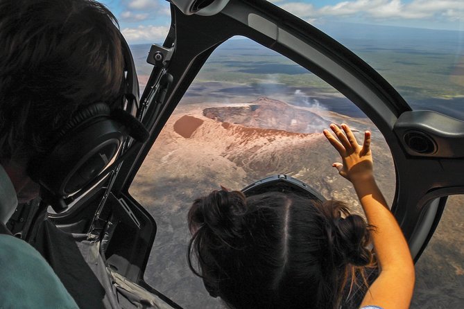 Oahu to Big Island : Big Island Volcano Helicopter Tour & Hilo 1 Day Tour - Liliʻuokalani Gardens, a quiet change of pace