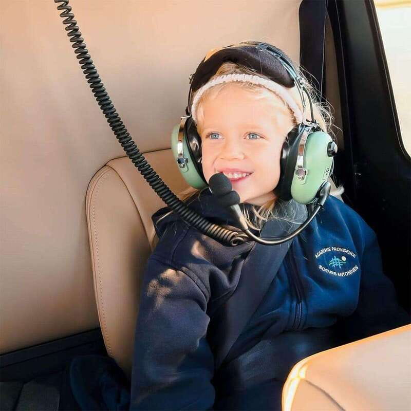 Ottawa: Helicopter Ride with Live Commentary - What the pilot adds to the experience