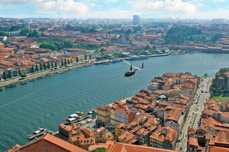 Porto’s Panoramic Helicopter Flight 10 Minutes - The views you are paying for