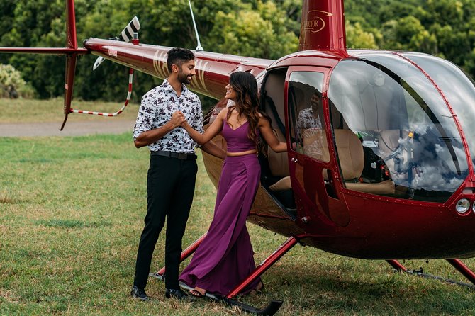 Private 45 Minute Helicopter Tour with Romantic Landing - Waikiki Beach and Diamond Head from the air