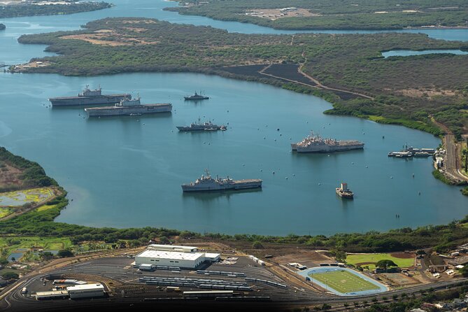 Private 60 Minutes Helicopter Tour in Honolulu - Pearl Harbor from a higher viewpoint