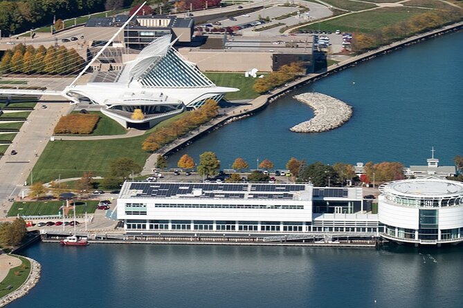 Private Downtown Milwaukee Helicopter Ride - What this Milwaukee helicopter ride is really like