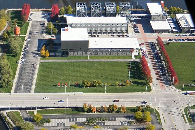 Private Downtown Milwaukee Helicopter Ride - Veterans Park and the lakeside view