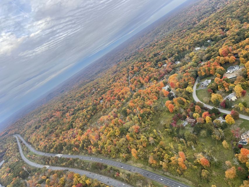 Private Fall Foliage Helicopter Tour of the Hudson Valley - Choosing between the Robinson R44 and Airbus H125