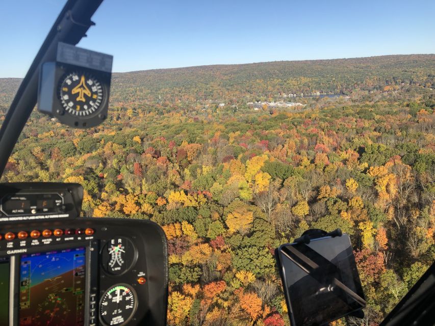 Private Fall Foliage Helicopter Tour of the Hudson Valley - What the pilot adds to the flight