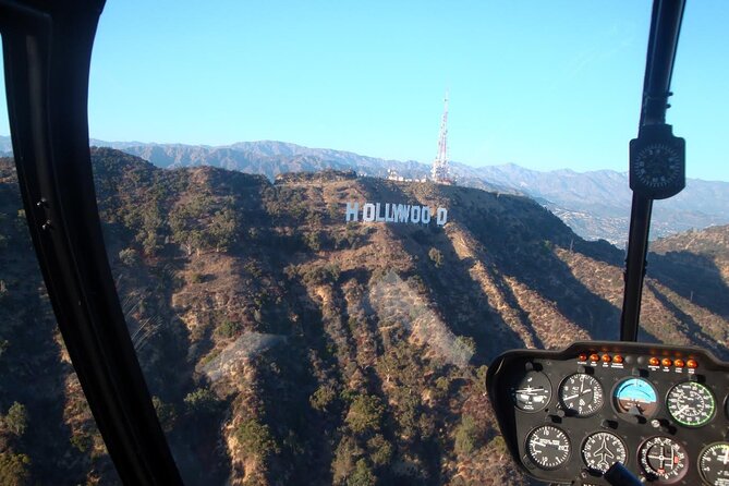 Private Helicopter Ride to Hollywood Sign - The best photo opportunity of the outing