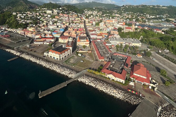 Private Helicopter Tour Grenada - St. George’s from above: the best first impression