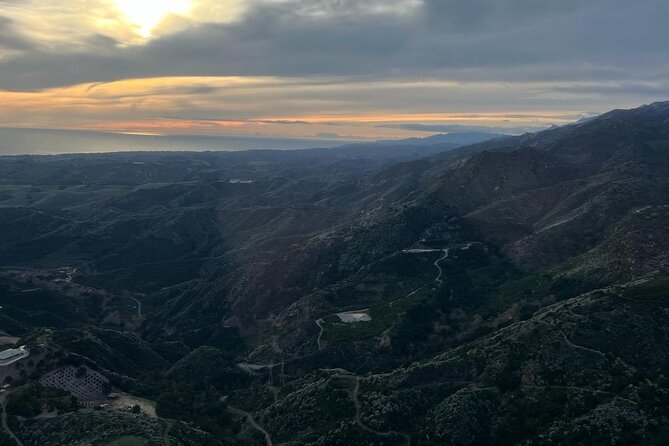 Private Mountain and City Helicopter Flight Santa Barbara - Private flying and personal space